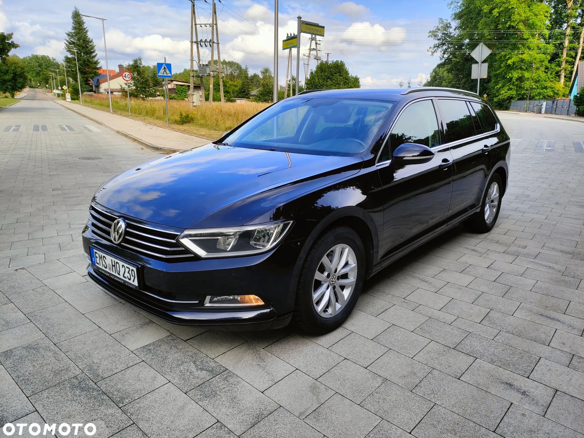 Volkswagen Passat Variant 1.6 TDI (BlueMotion Technology) DSG Trendline - 1