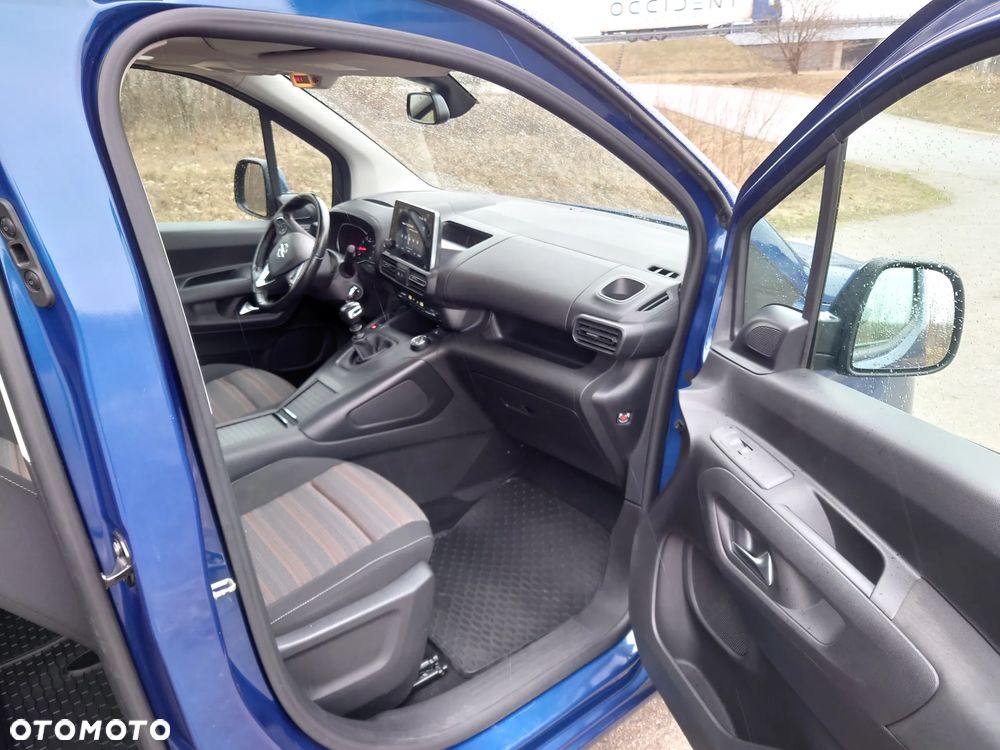 Opel Combo 1.2 Turbo Enjoy S&S - 5