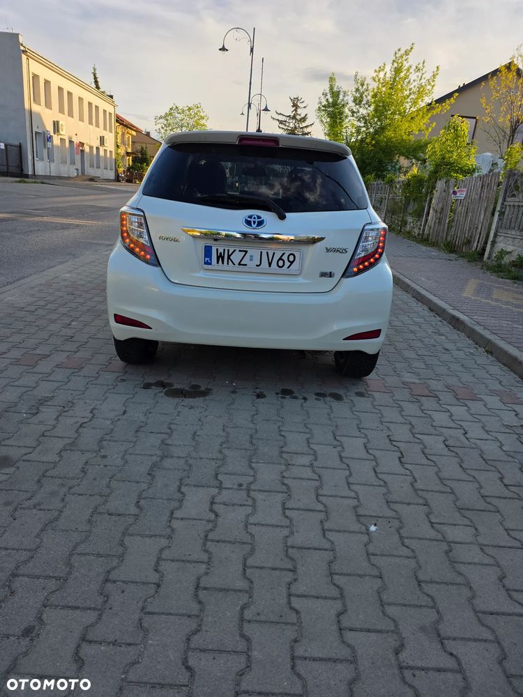 Toyota Yaris 1.5 VVT-i Style - 4