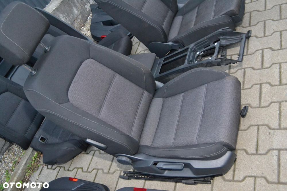 VW PASSAT B8 KOMBI FOTELE KANAPA BOCZKI TUNEL KOMPLET ZESTAW ERGOCOMFORT - 7