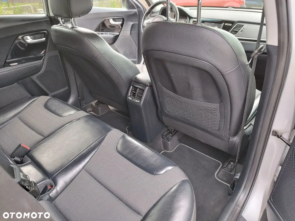 Kia Niro 1.6 GDI Hybrid XL - 12