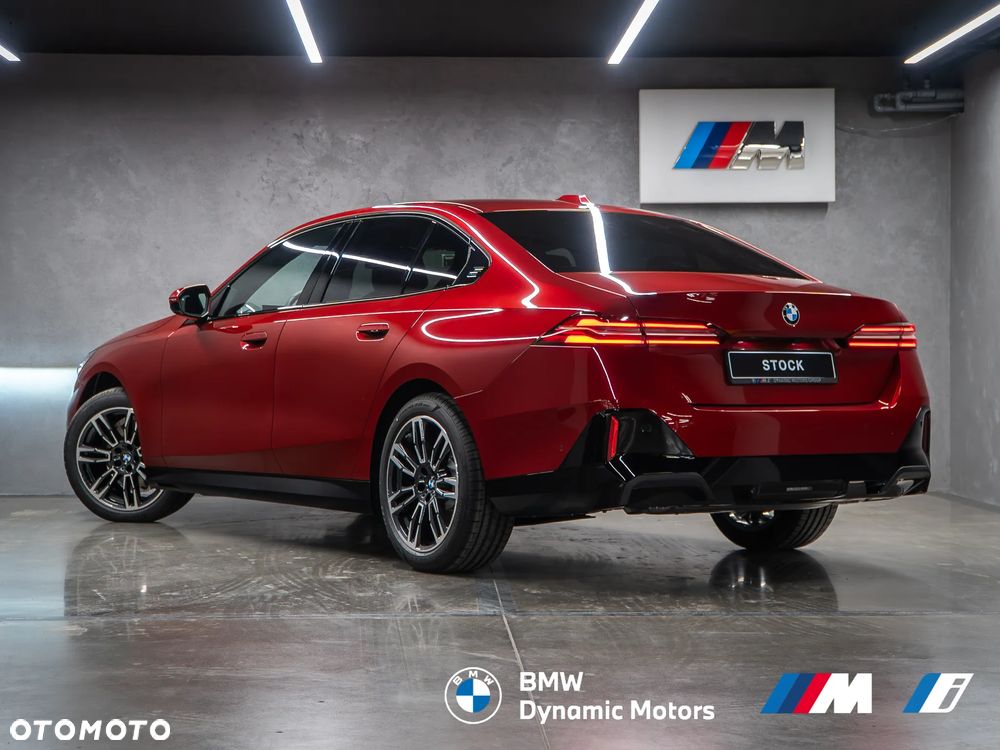 BMW Seria 5 520i - 6