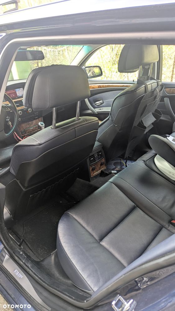 BMW Seria 5 525xi - 5