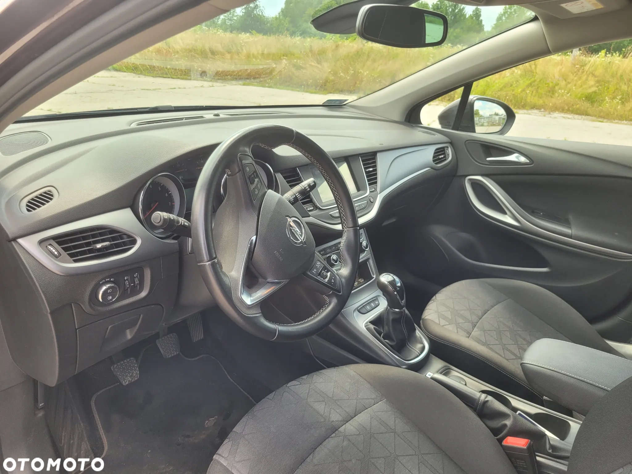 Opel Astra V 1.4 T 120 Lat S&S - 11