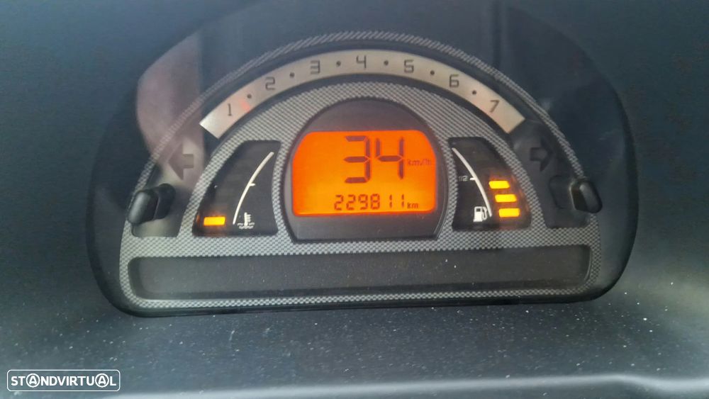 Citroën C2 1.4 HDi VTR - 11