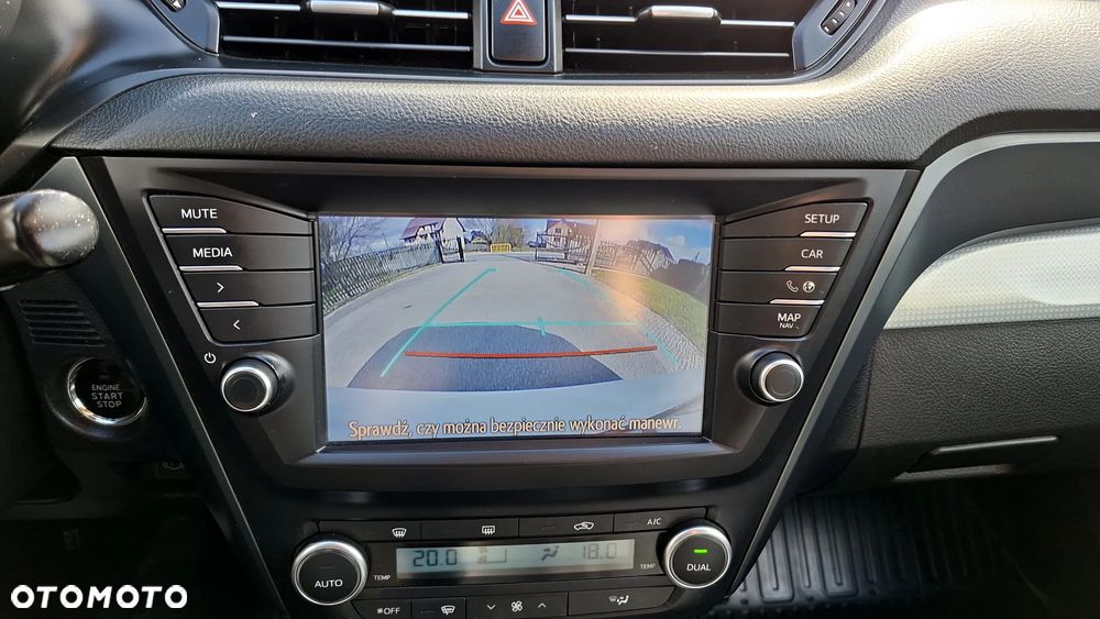 Toyota Avensis 2.0 D-4D Premium - 39