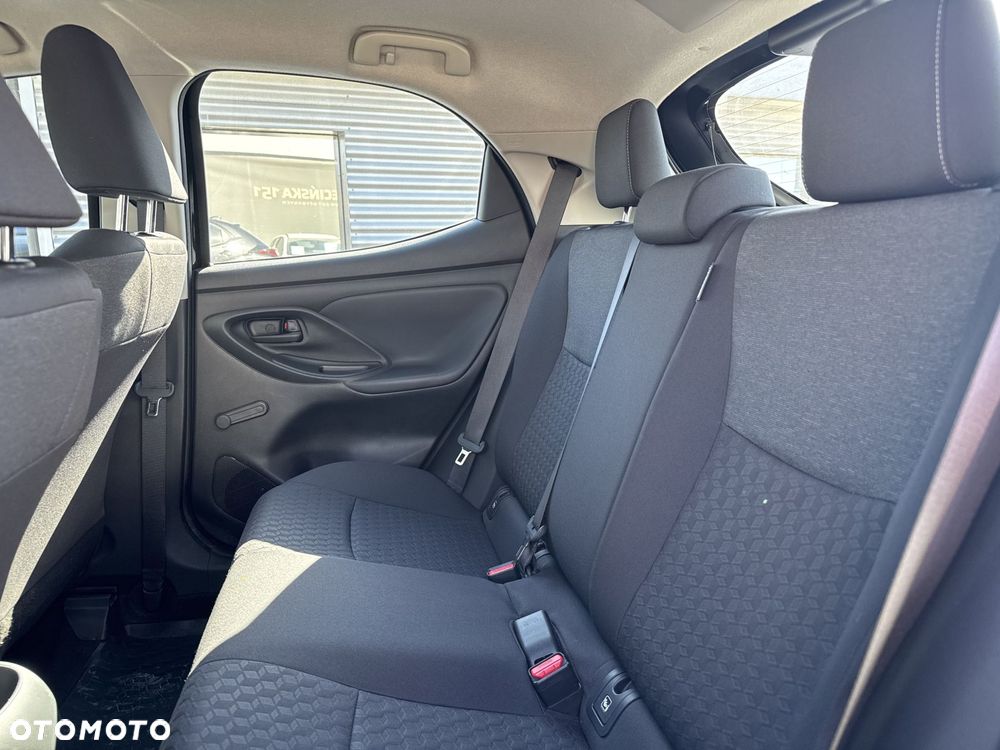 Toyota Yaris 1.5 Comfort CVT - 14
