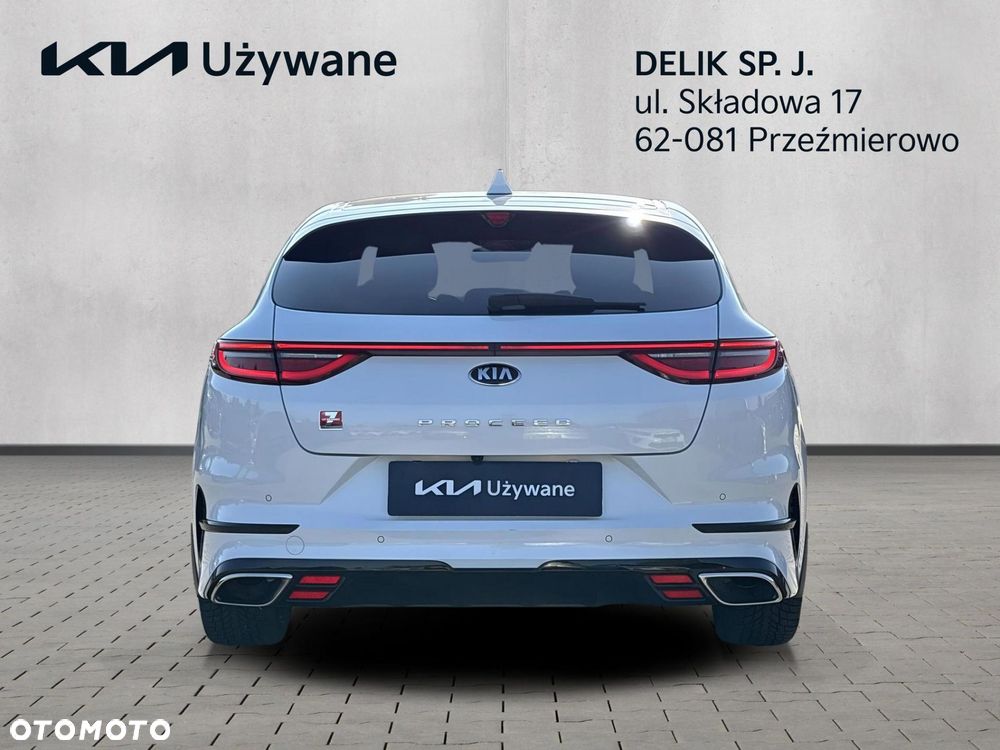 Kia ProCeed - 4