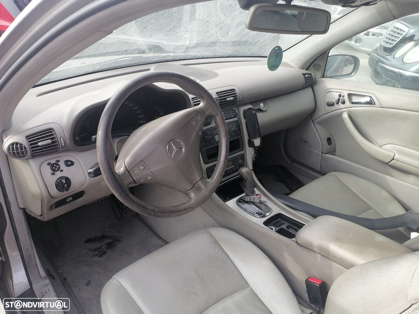Peças Mercedes-Benz C-Class Coupe(W203) 2000 a 2007 - 18