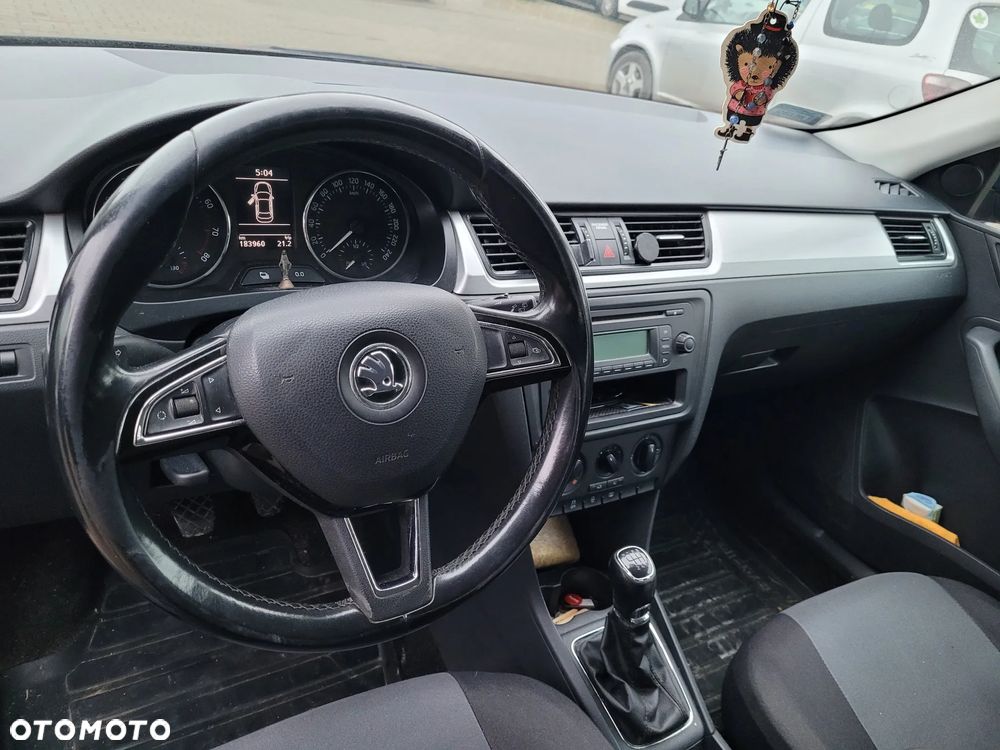 Skoda RAPID 1.2 TSI Ambition - 8