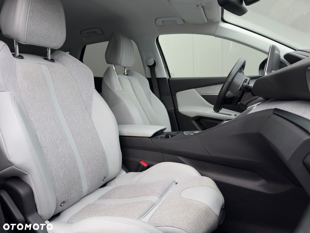 Peugeot 3008 PureTech 180 Stop & Start GPF EAT8 Allure - 23