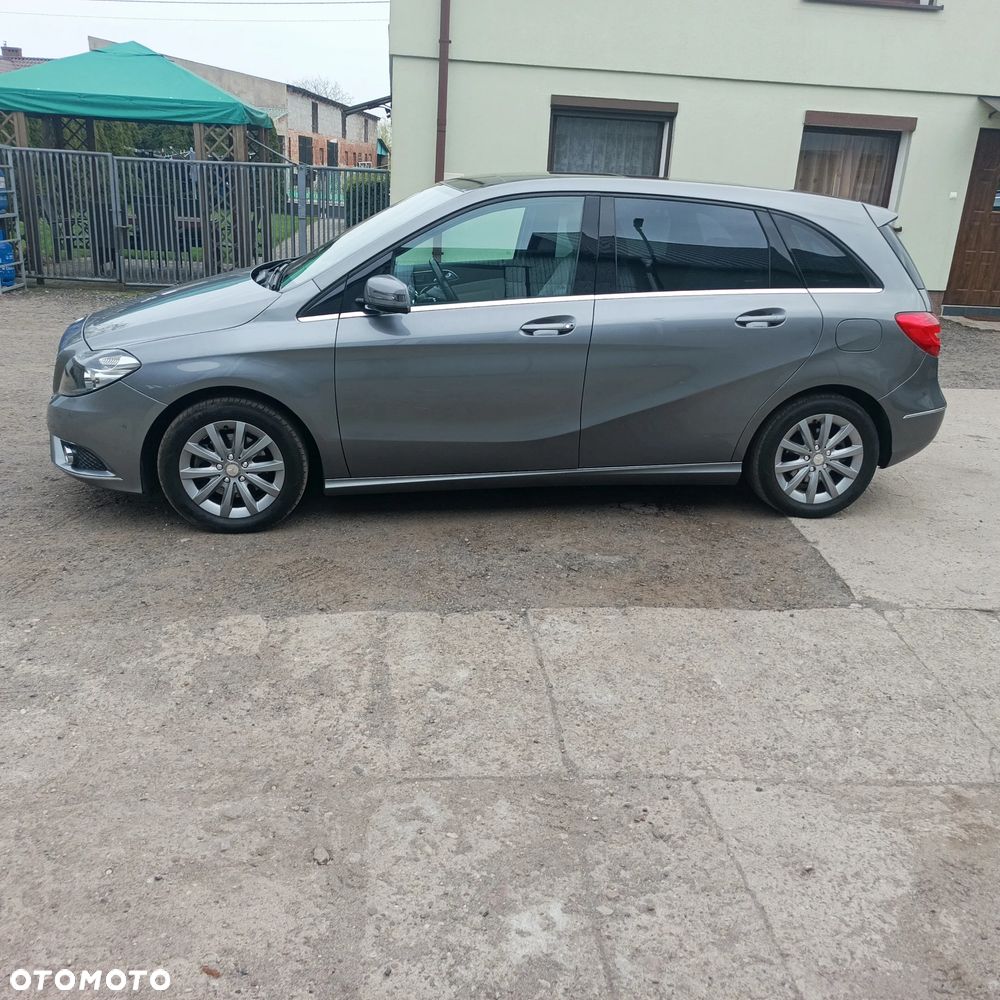 Mercedes-Benz Klasa B 200 (BlueEFFICIENCY) 7G-DCT - 4