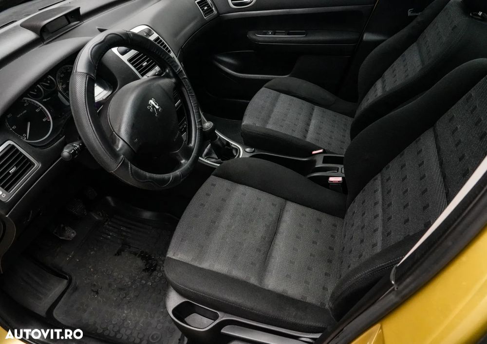 Peugeot 307 HDi SW 110 Premium - 12