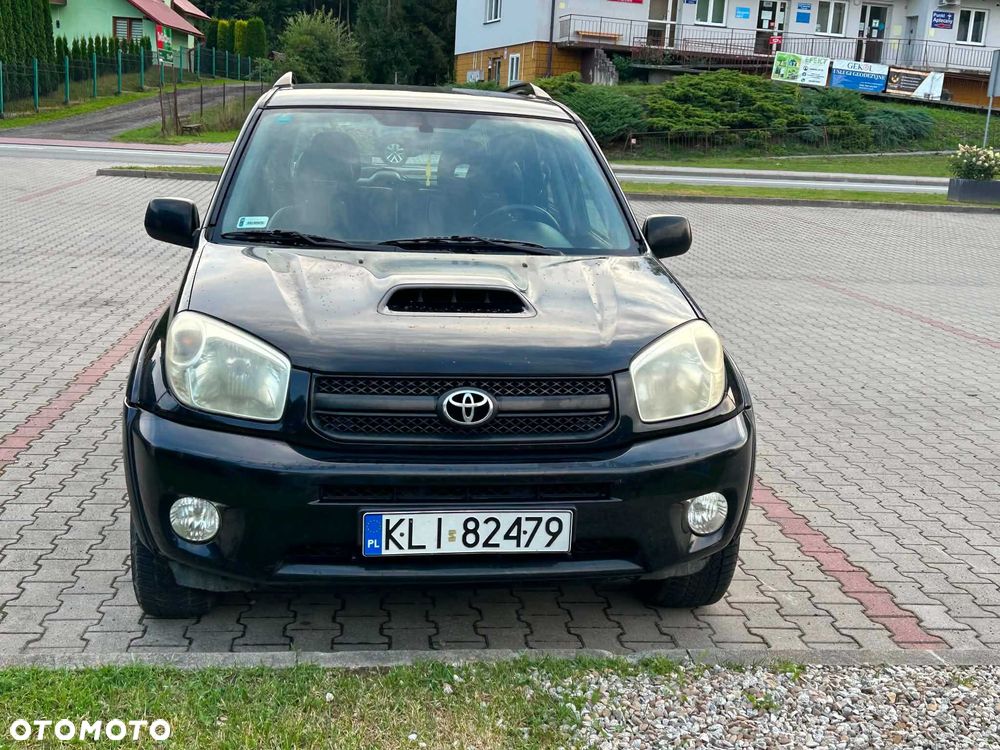 Toyota RAV4 - 3