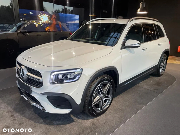 Mercedes-Benz GLB 200 AMG Line 7G-DCT