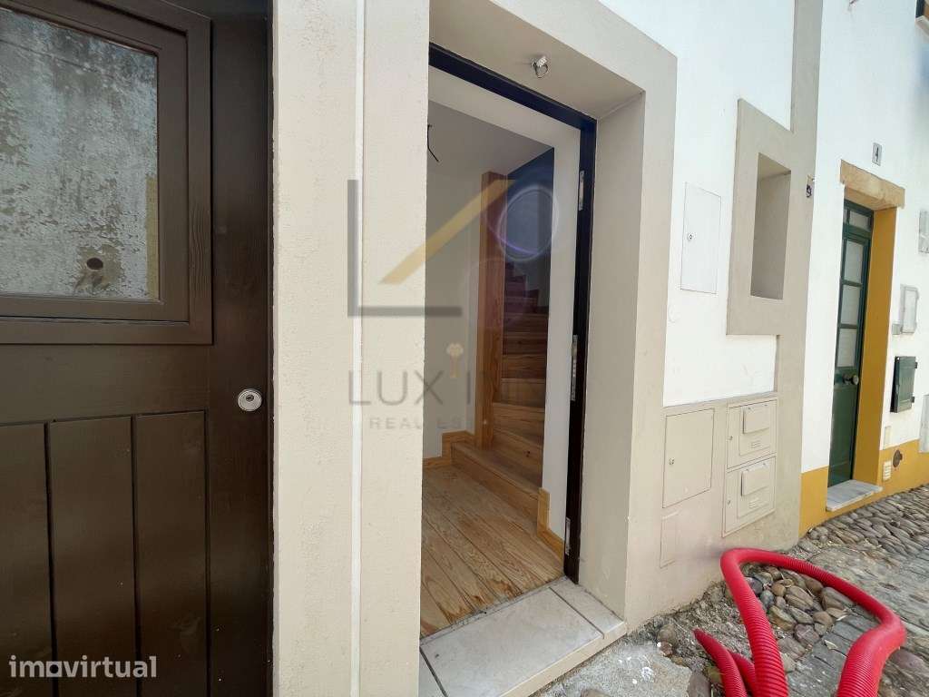 Apartamento T0 em Constância - Grande imagem: 3/25