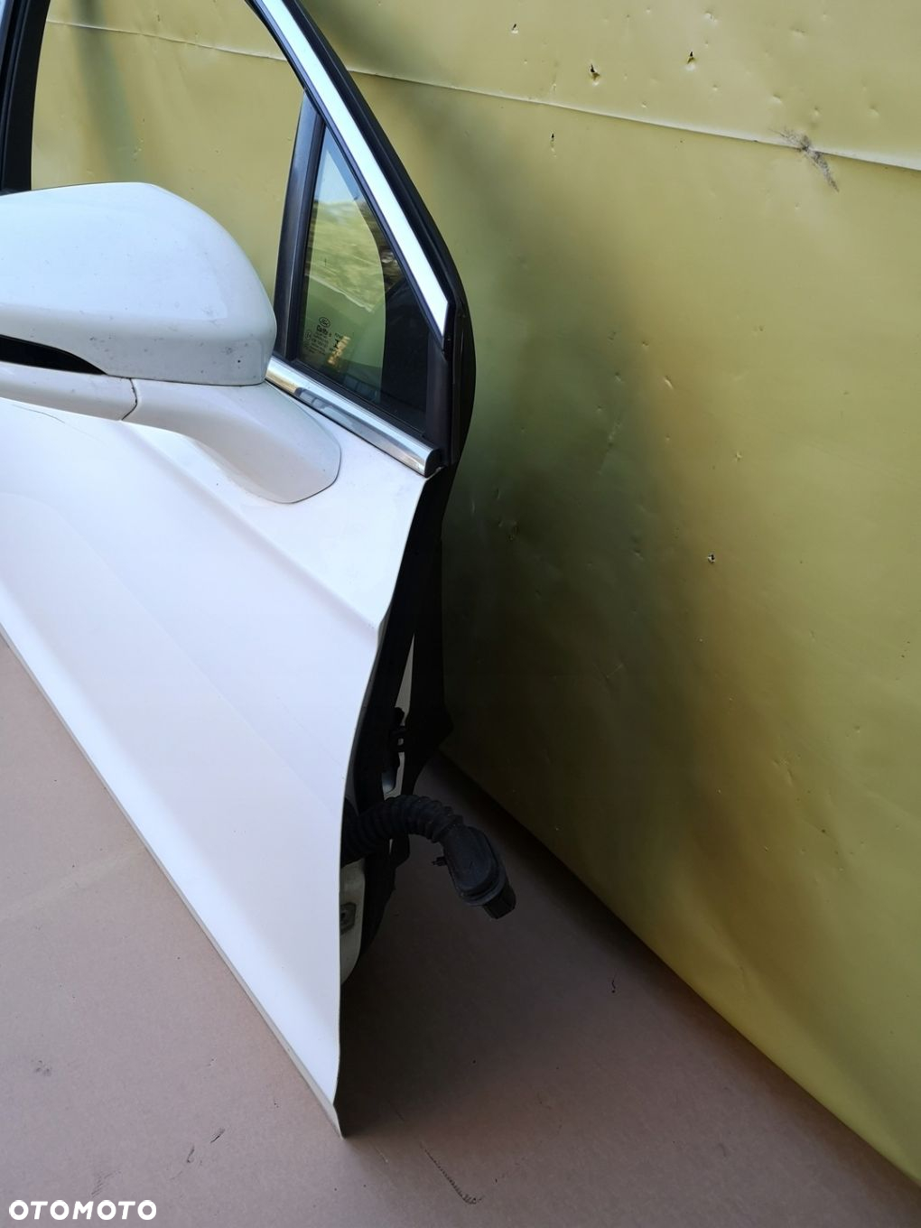 FORD MONDEO MK5 14- DRZWI PRZEDNIE PRAWE KOMPLETNE KOLOR FD - 6