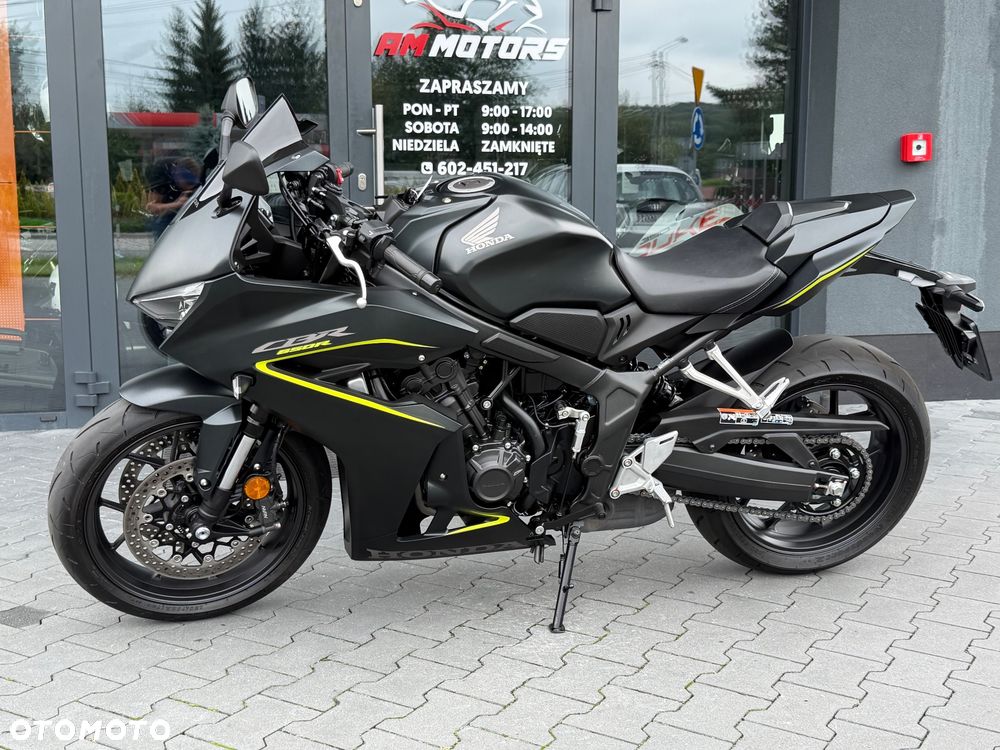Honda CBR - 28