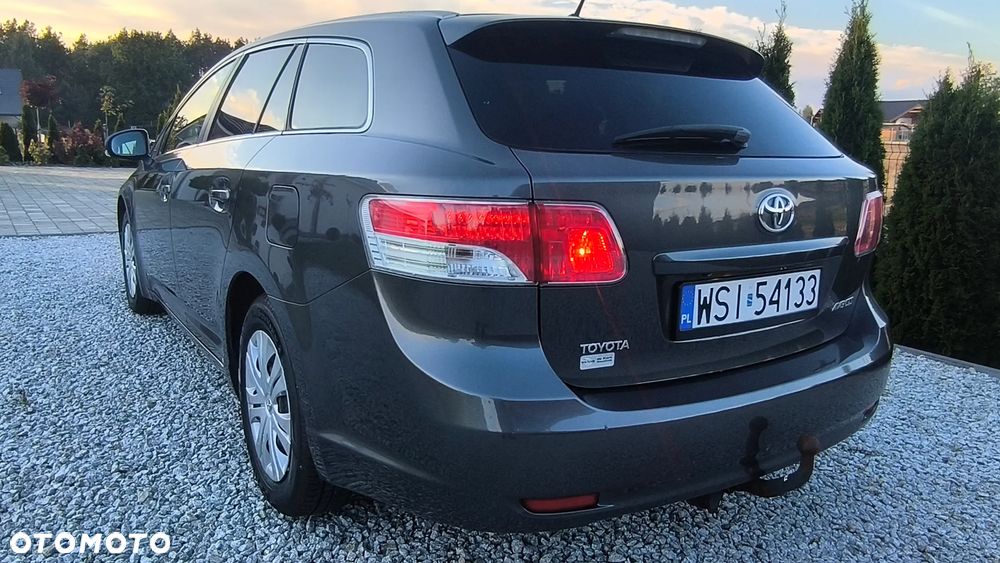 Toyota Avensis 1.8 Sol NAVI MS - 5