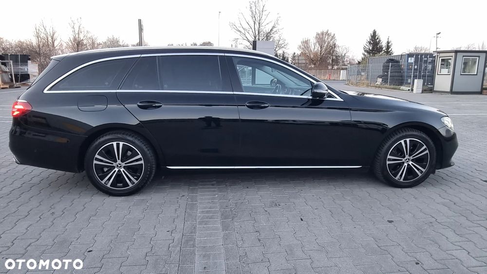 Mercedes-Benz Klasa E 220 d Avantgarde - 6