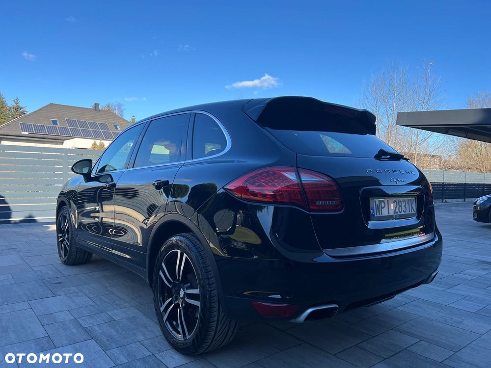 Porsche Cayenne - 5
