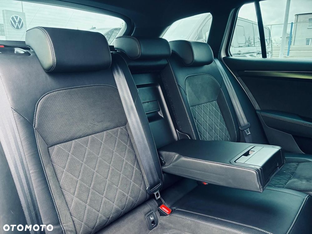 Skoda Superb 2.0 TDI SCR 4x4 Sportline DSG - 20