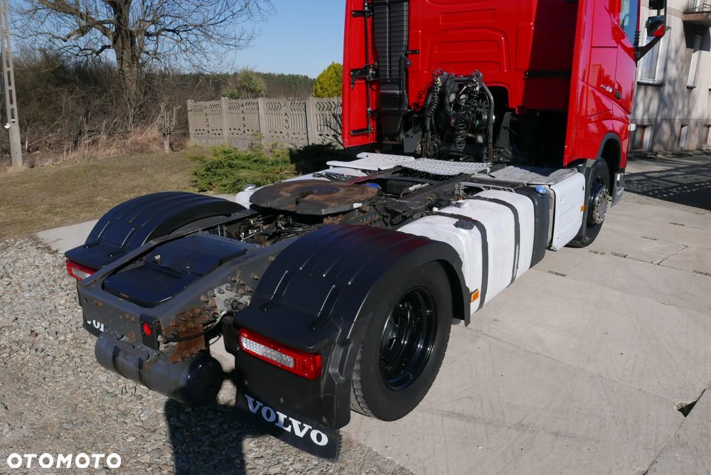 Volvo FH4 460 EURO 6 STANDARD AUTOMAT SALON PL KLIMA POSTOJOWA - 31