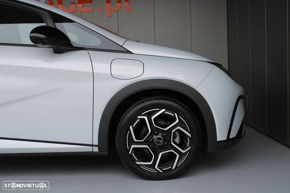BYD Dolphin 60.4 kWh Comfort - 21