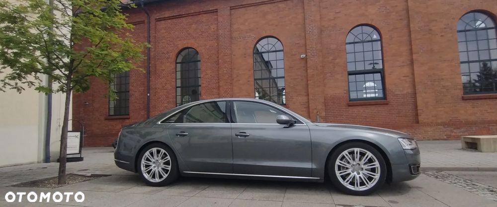 Audi A8 - 2