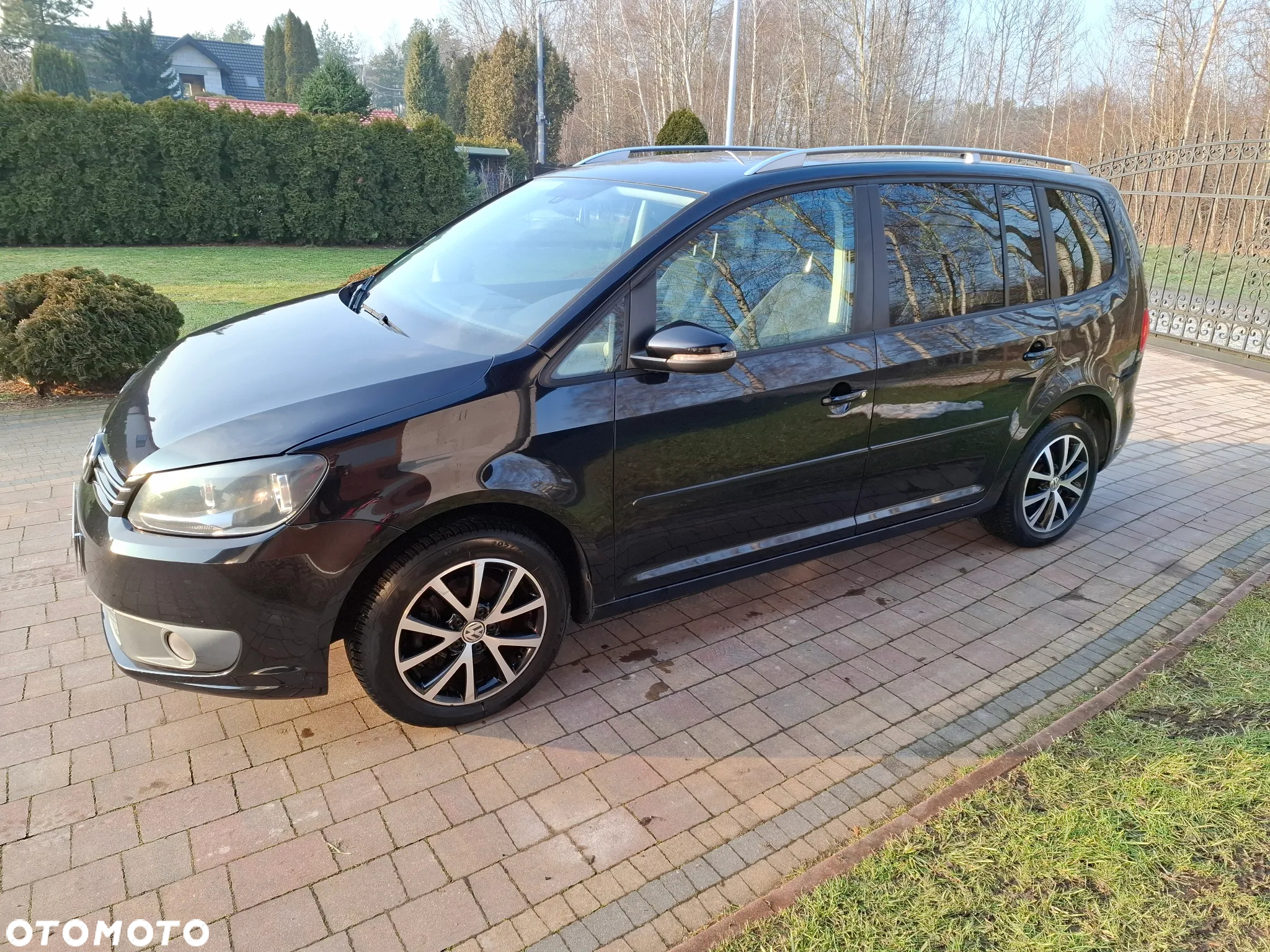 Volkswagen Touran - 4