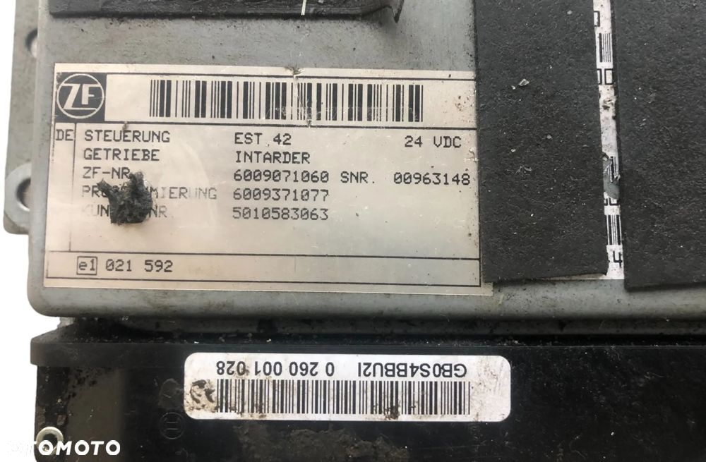 SKRZYNKA BEZPIECZNIKÓW RENAULT PREMIUM II DXI 450 518849112 5010590677 - 3