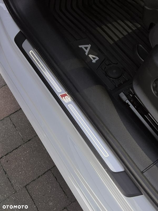 Audi A4 Avant 40 TDI S tronic S line - 25