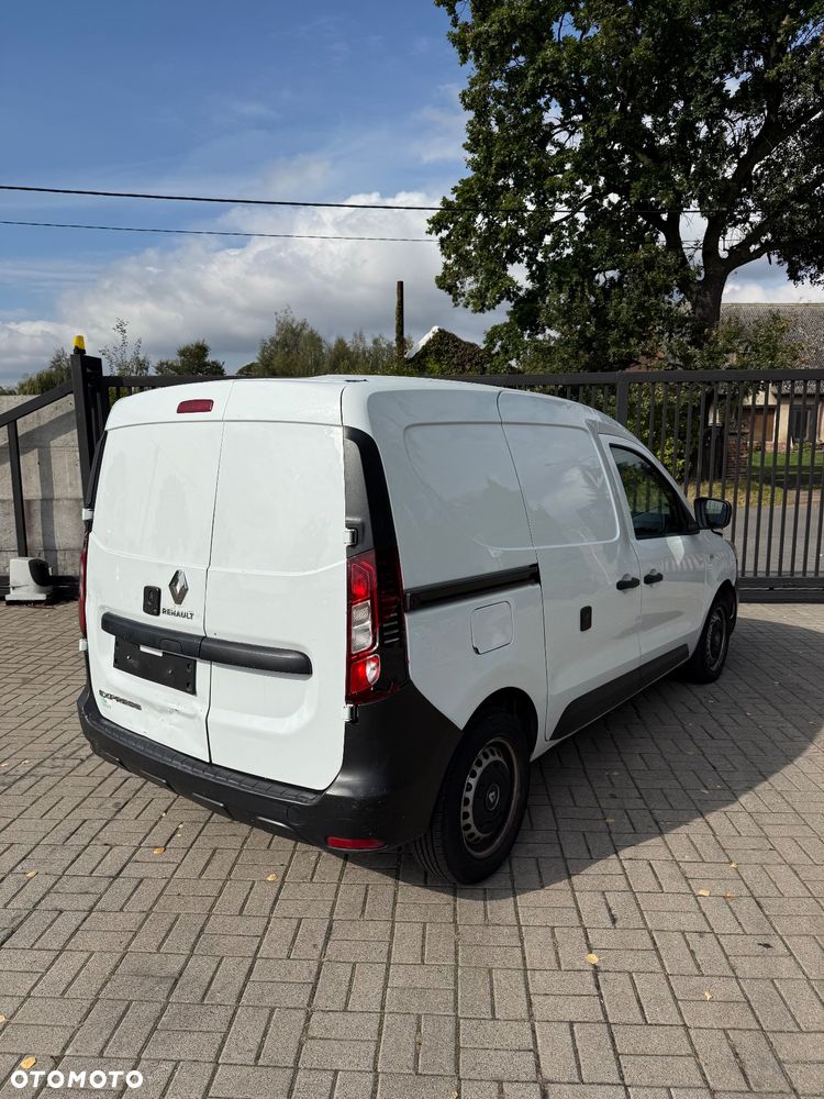Renault Express - 11