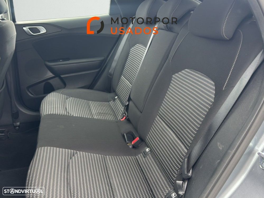 Kia XCeed 1.0 T-GDI Dynamic - 9