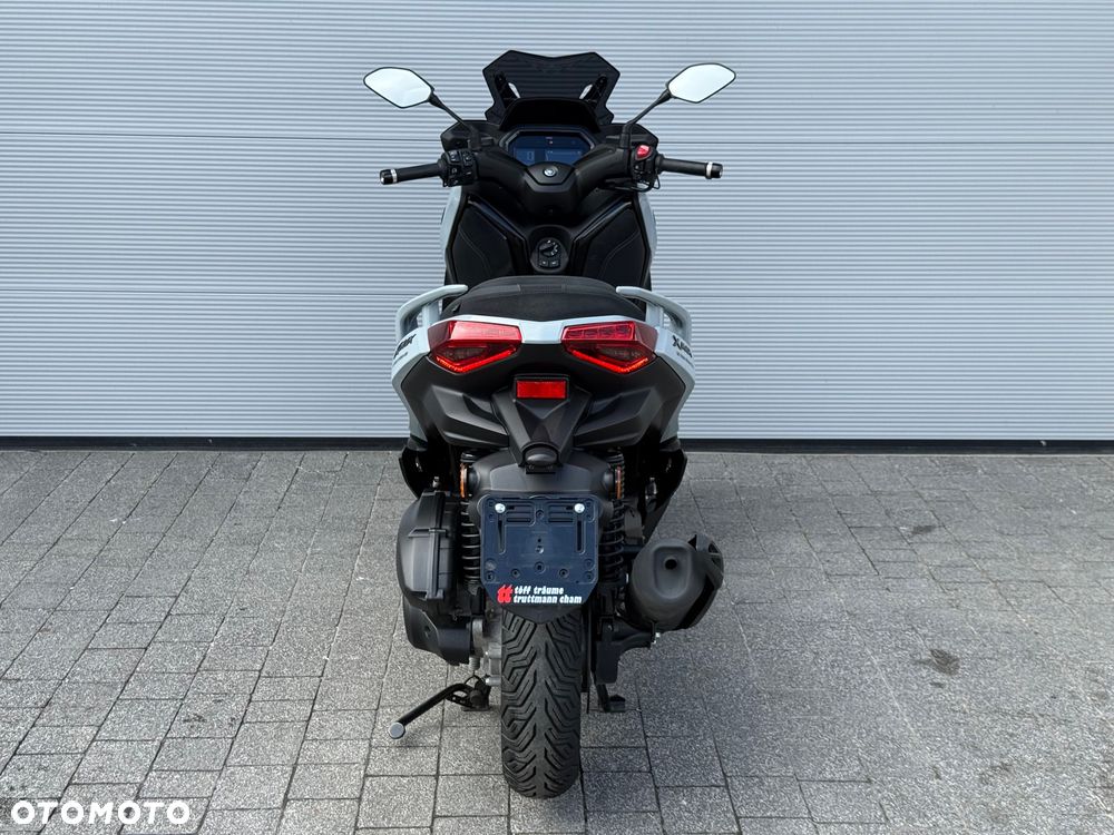 Yamaha X-max - 6