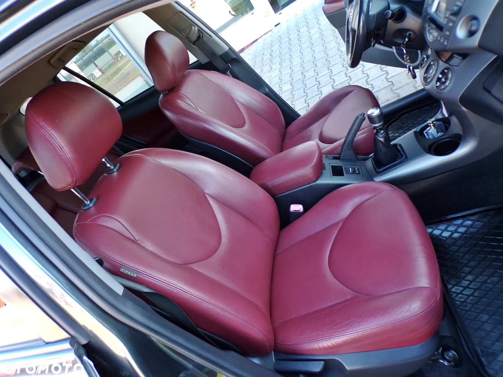 Toyota RAV4 2.2 D-4D 4x4 Executive - 24