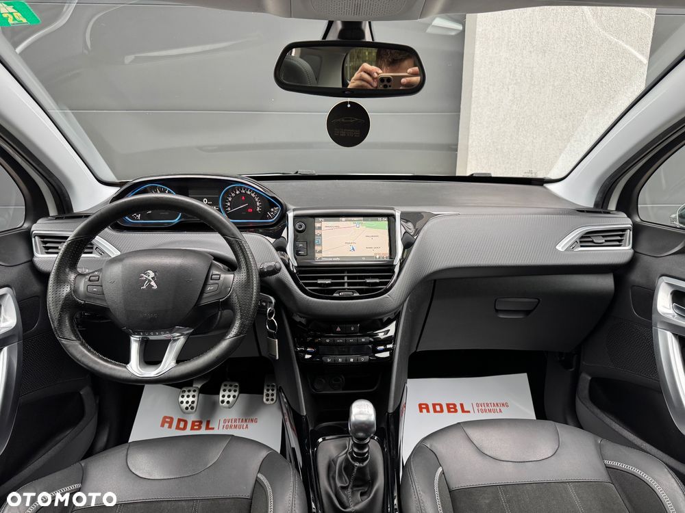 Peugeot 2008 PureTech 130 Stop&Start Crossway - 32