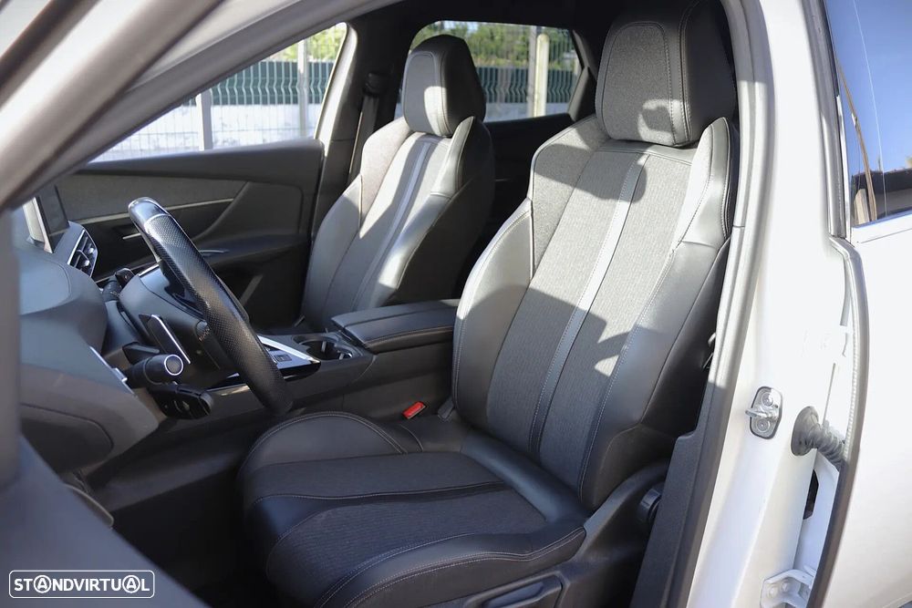 Peugeot 3008 1.5 BlueHDi GT Line EAT8 - 12