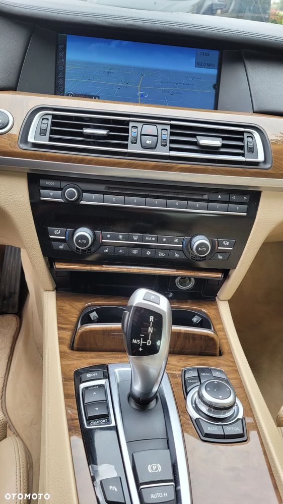 BMW Seria 7 730d L - 19