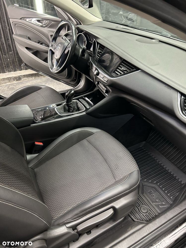 Opel Insignia - 10