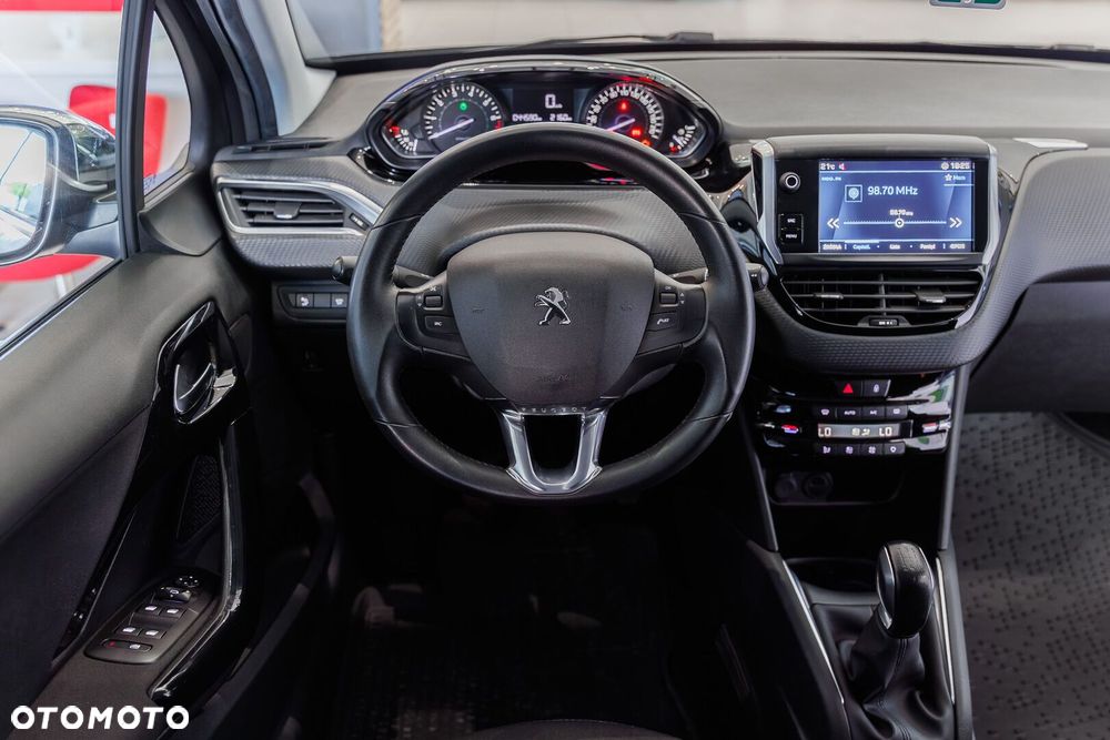 Peugeot 208 1.2 PureTech GPF Signature S&S - 25