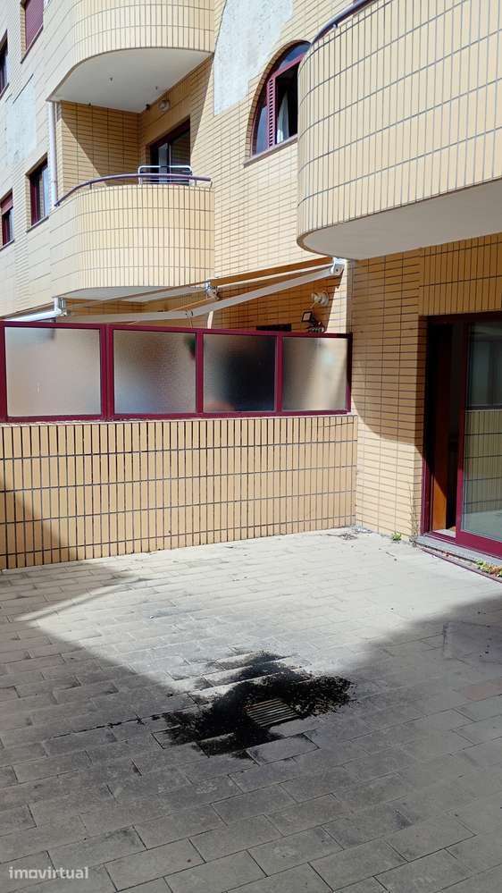 Premium T2 no Centro de Rio Tinto c/ Terra. Suite e Gar. – 1000€ Part. - Grande imagem: 2/14