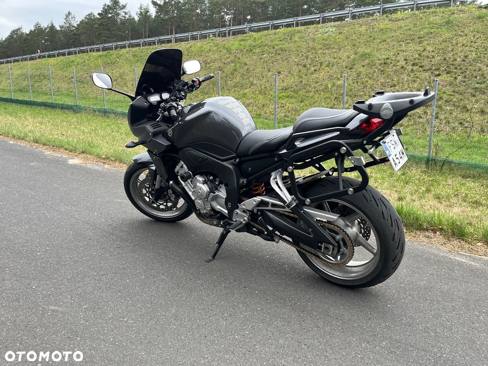 Yamaha FZ - 6