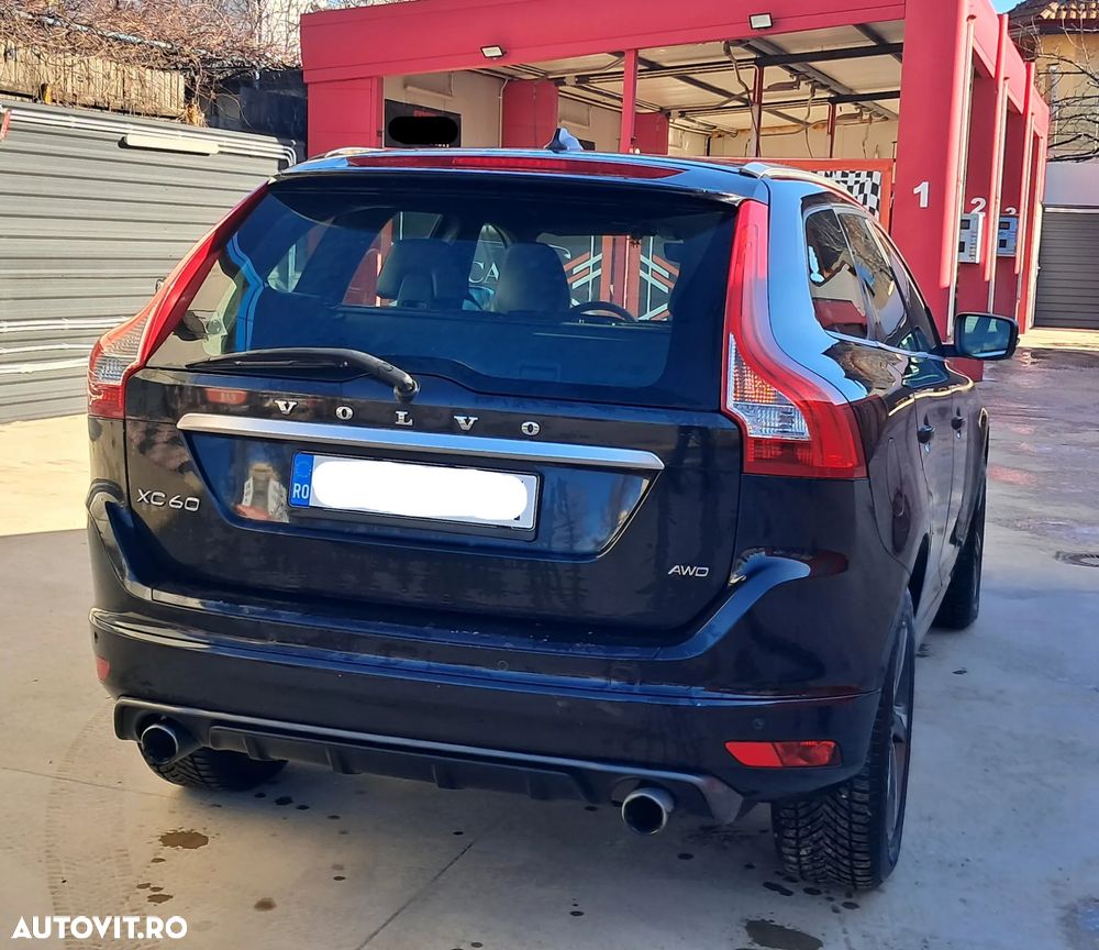 Volvo XC 60 D4 AWD Geartronic Momentum - 3