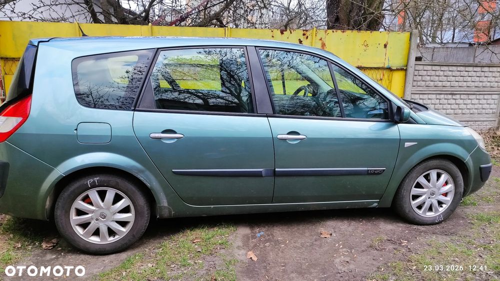 Renault Grand Scenic - 3