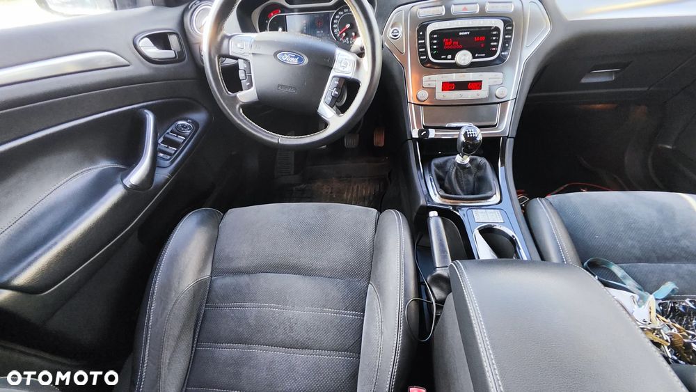 Ford Mondeo - 4