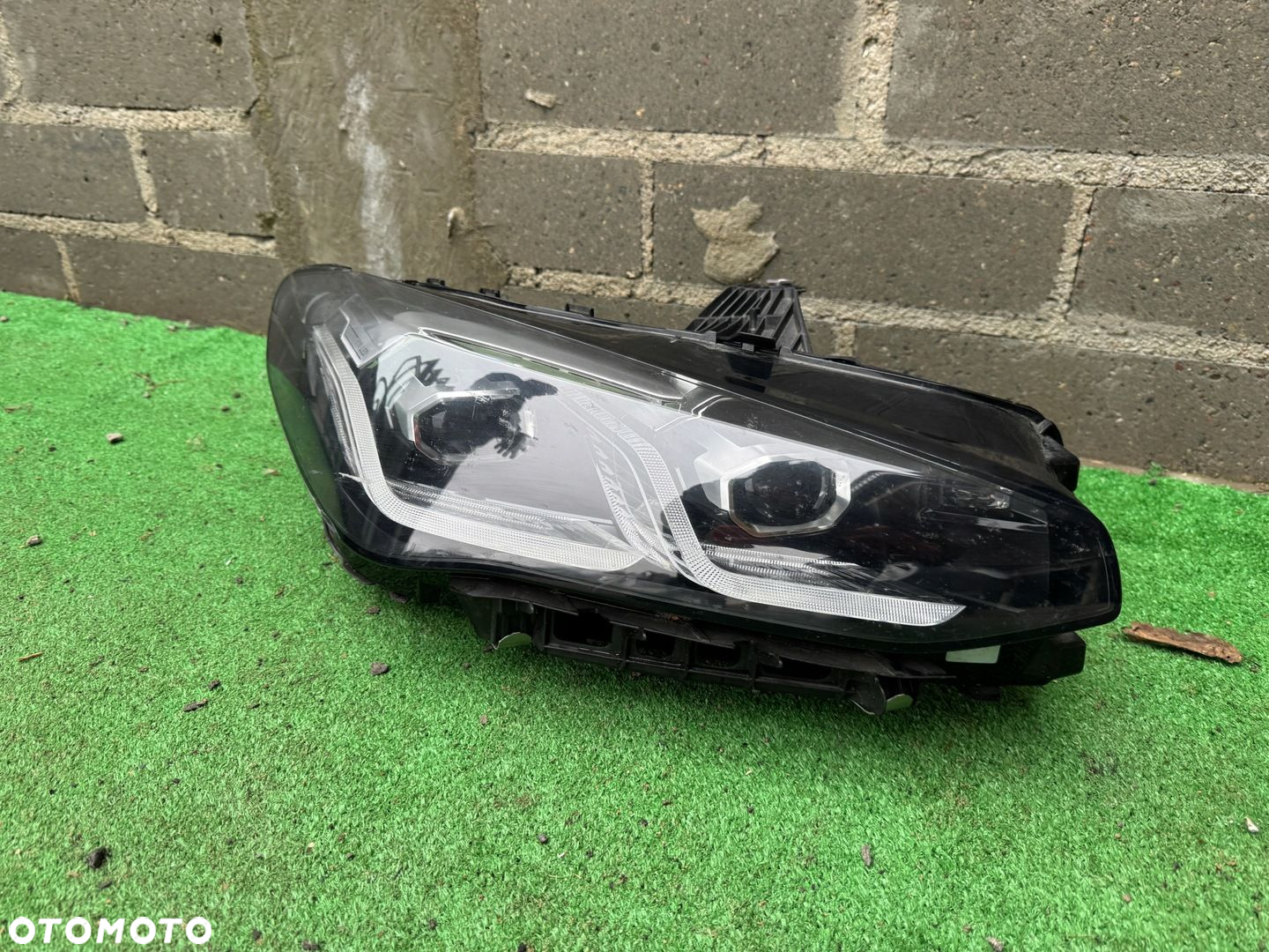 BMW 2 U06 FULL LED LAMPA PRAWA PRZEDNIA 5A42248 - 2