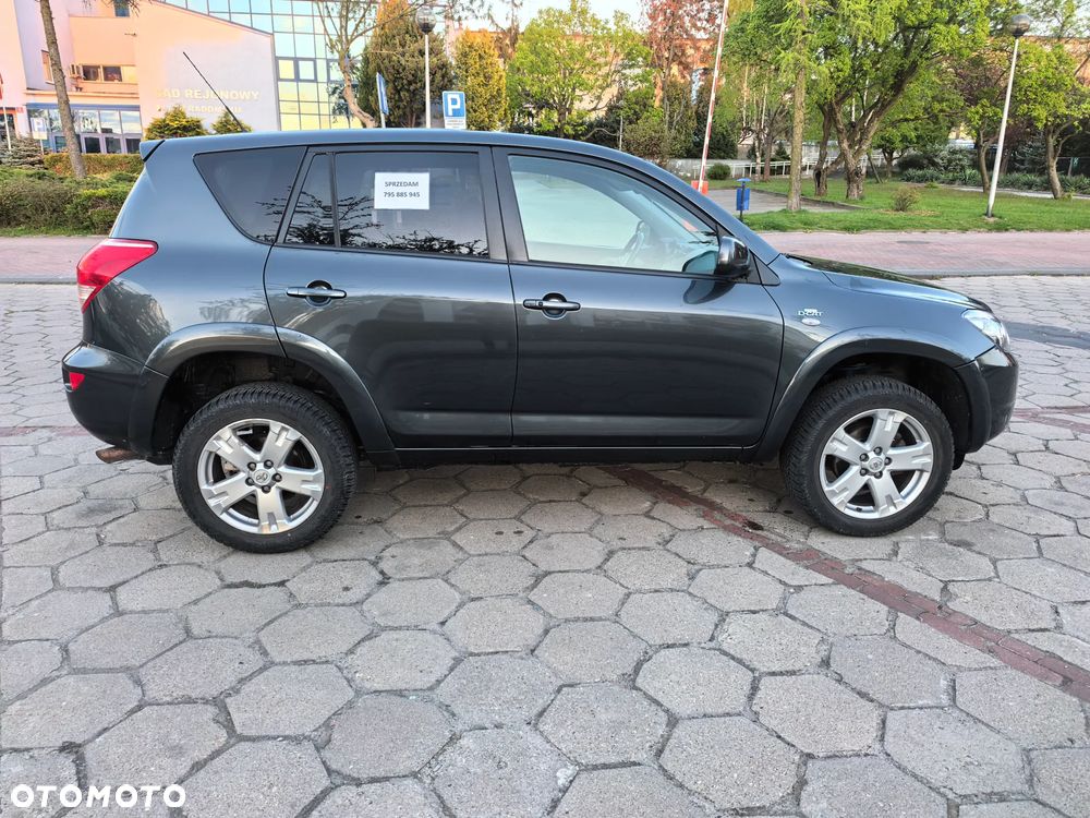 Toyota RAV4 2.2 D-CAT 4x4 Executive - 8