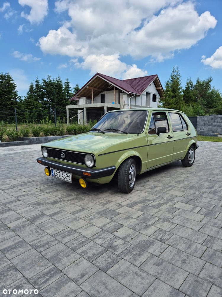 Volkswagen Golf - 2