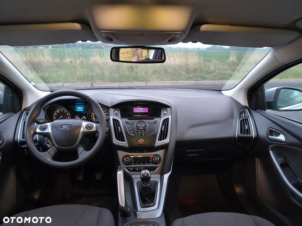 Ford Focus - 9
